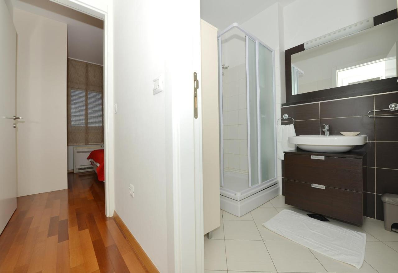 Apartment Ivon Zadar Bagian luar foto